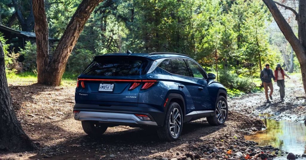 The CPO Hyundai Tucson Hybrid Limited has a standard HTRAC All Wheel Drive