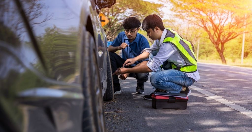 Available 24/7 Roadside assistance for buying a CPO Hyundai Sonata at Dalton Hyundai National City