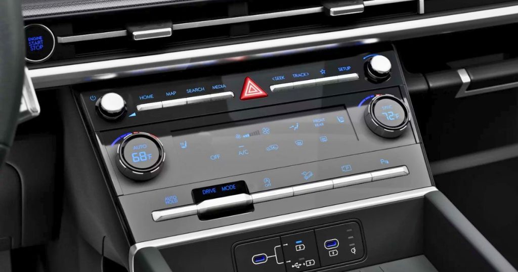 Dual Automatic Temperature Control in the 2026 Hyundai Santa Fe SEL