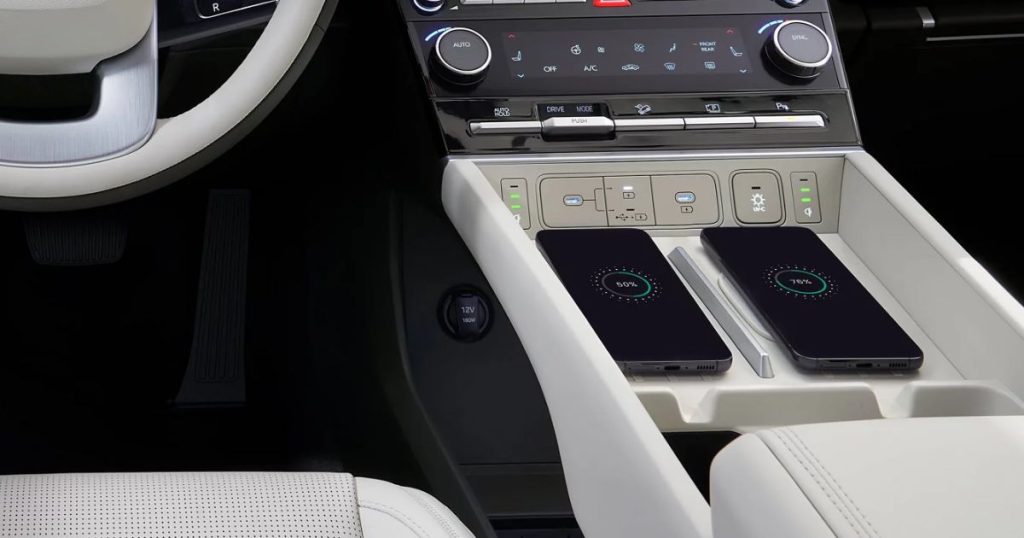 Dual wireless phone charging in the 2026 Hyundai Santa Fe