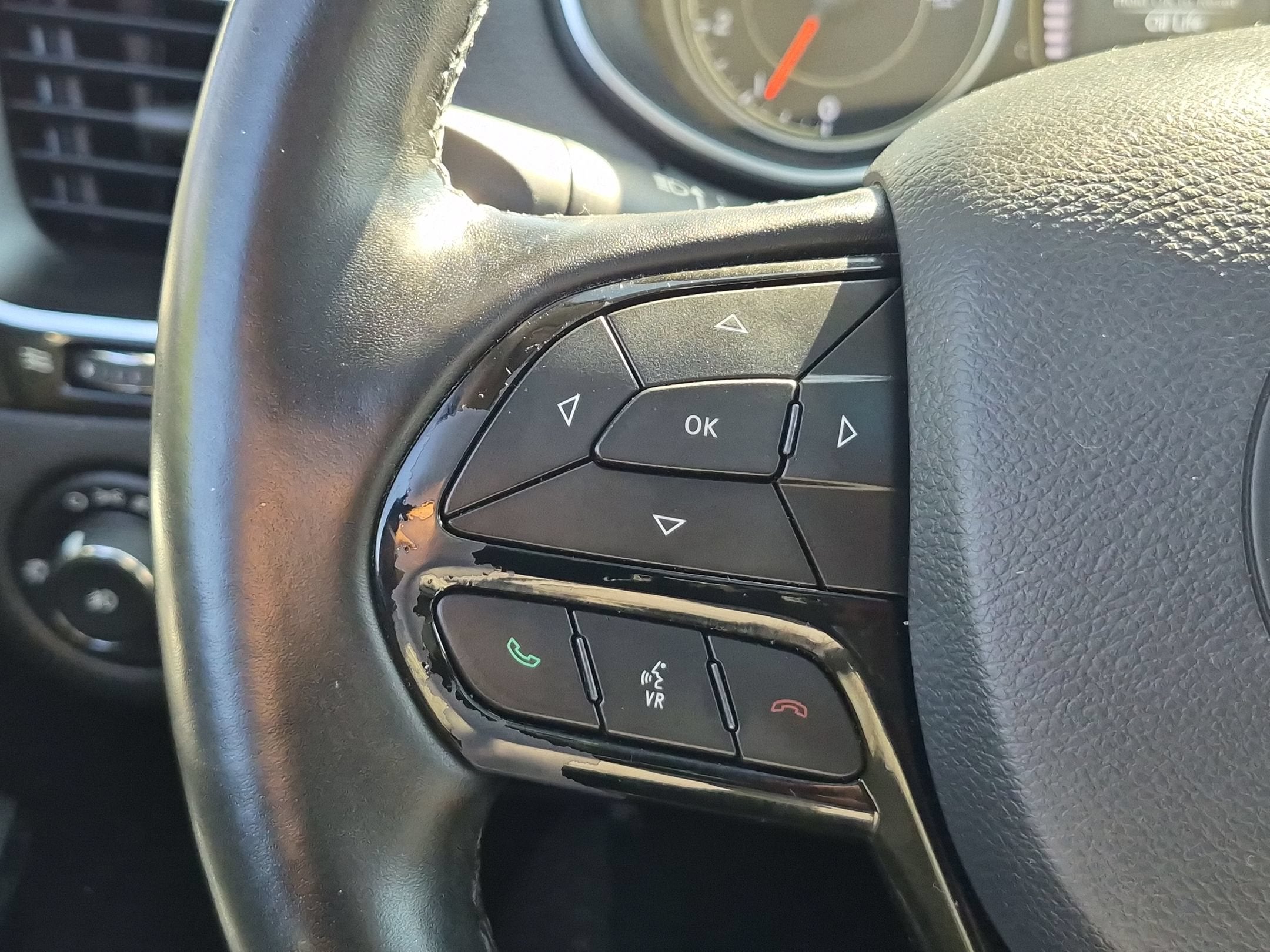 2020 Jeep Cherokee Altitude