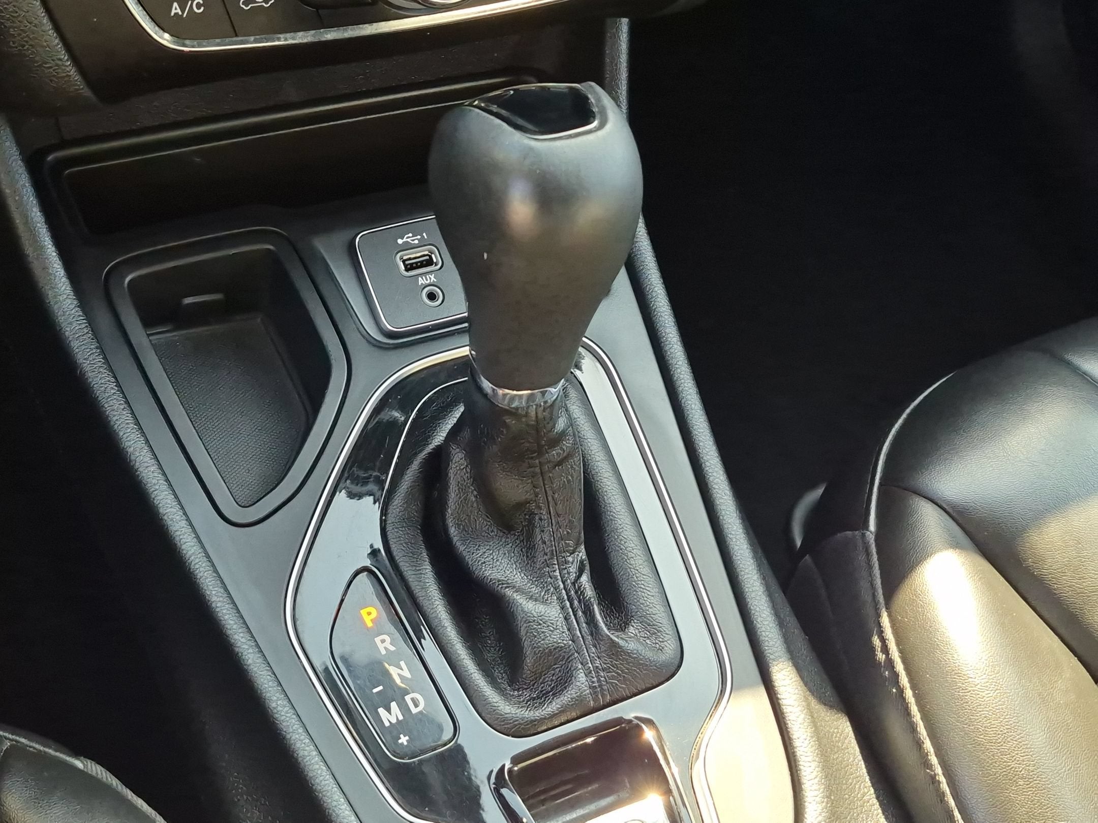 2020 Jeep Cherokee Altitude