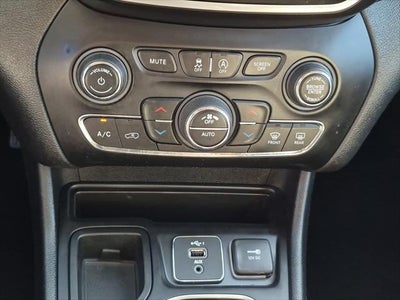 2020 Jeep Cherokee Altitude