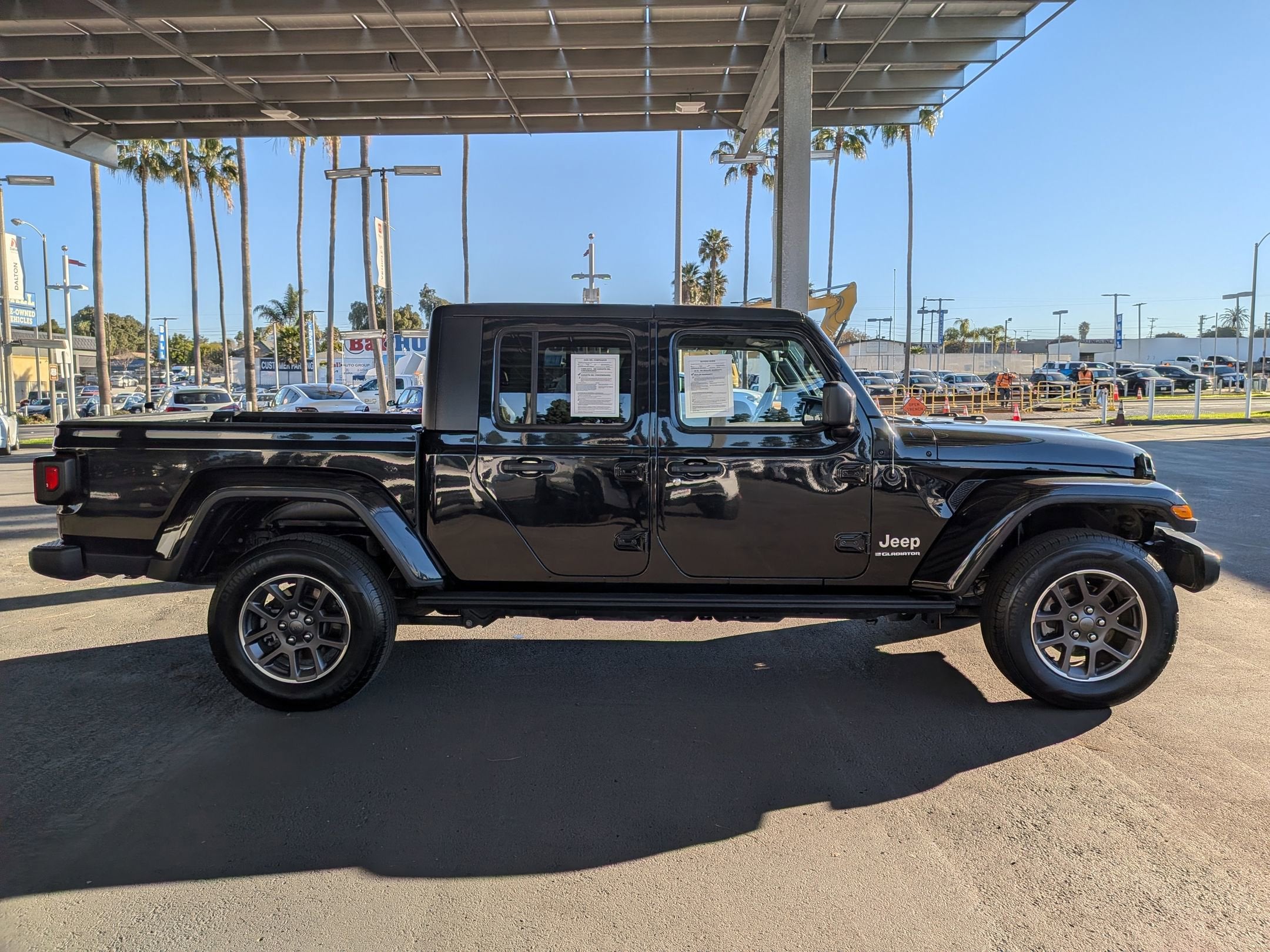 2023 Jeep Gladiator Overland