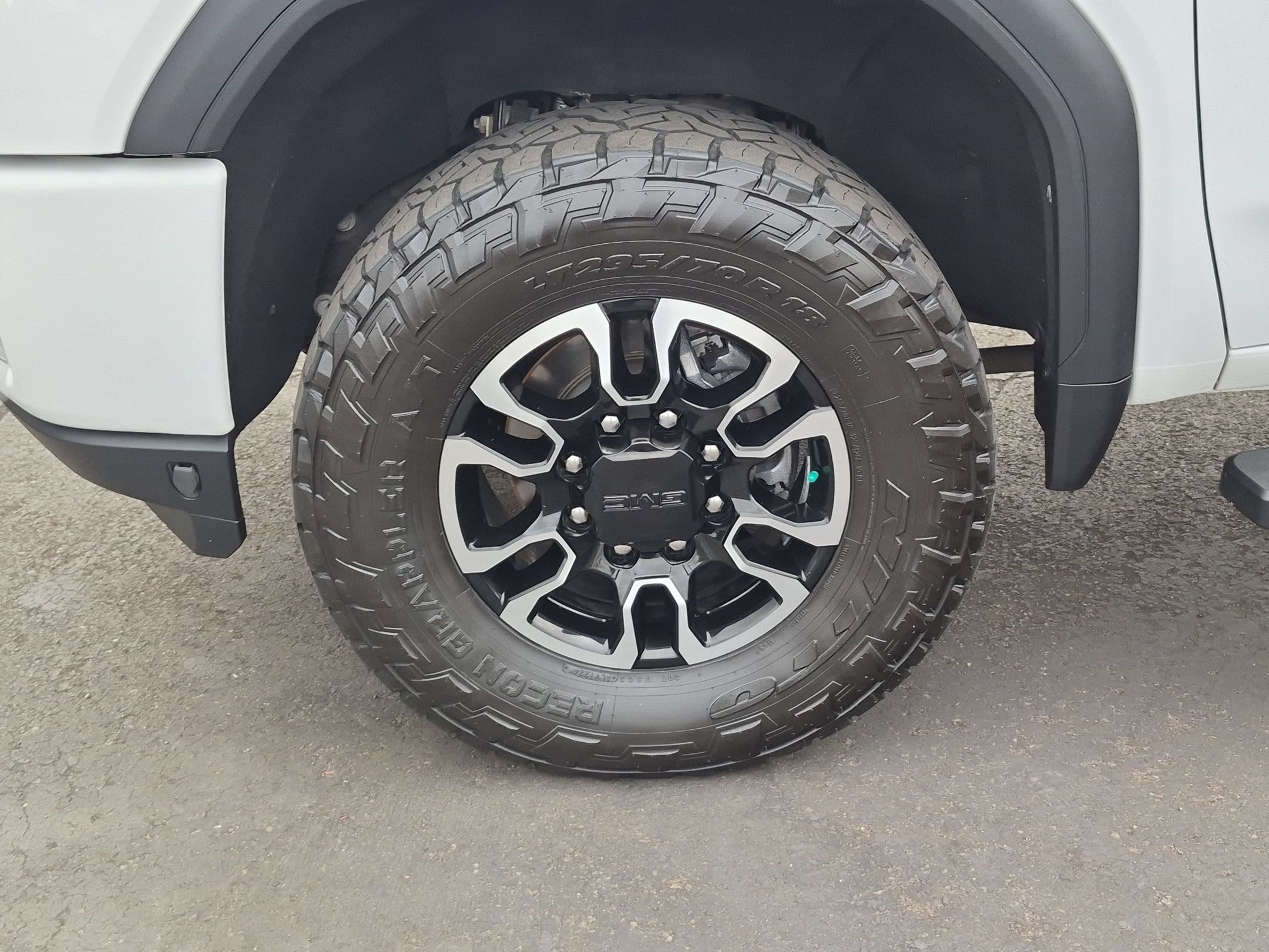 2020 GMC Sierra AT4