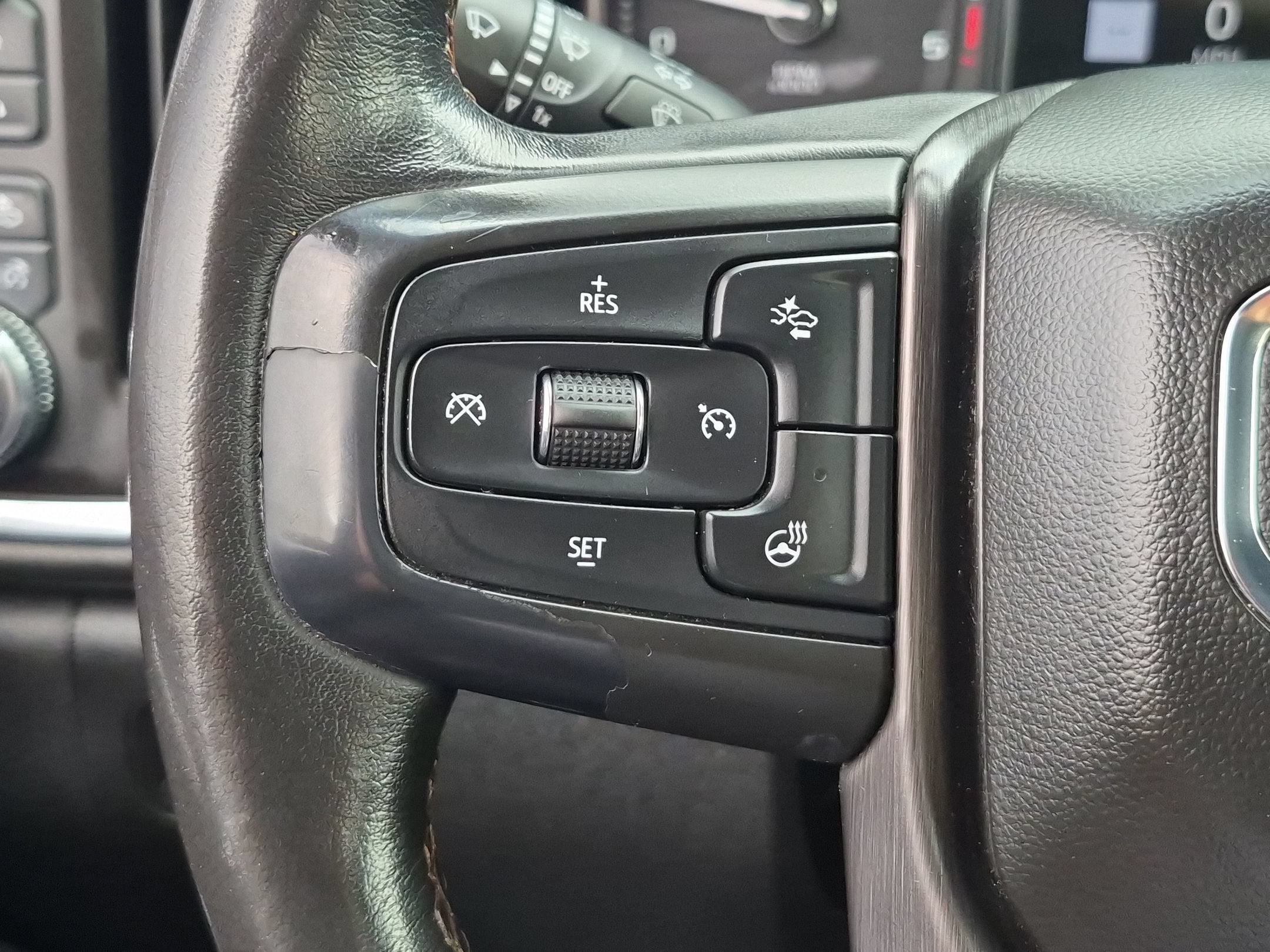 2020 GMC Sierra AT4