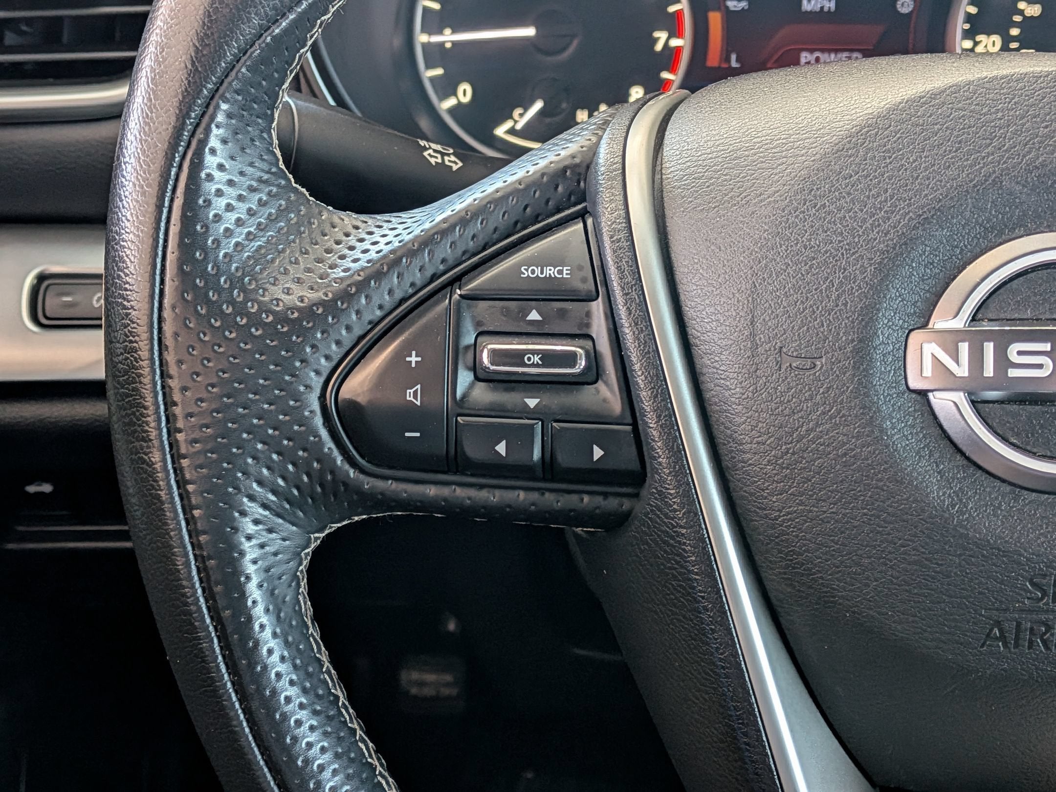 2023 Nissan Maxima SV
