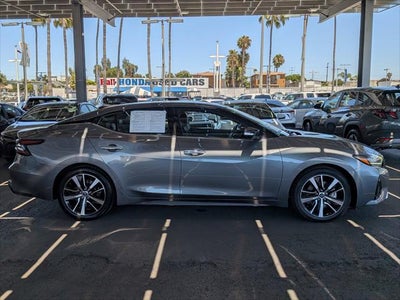 2023 Nissan Maxima SV