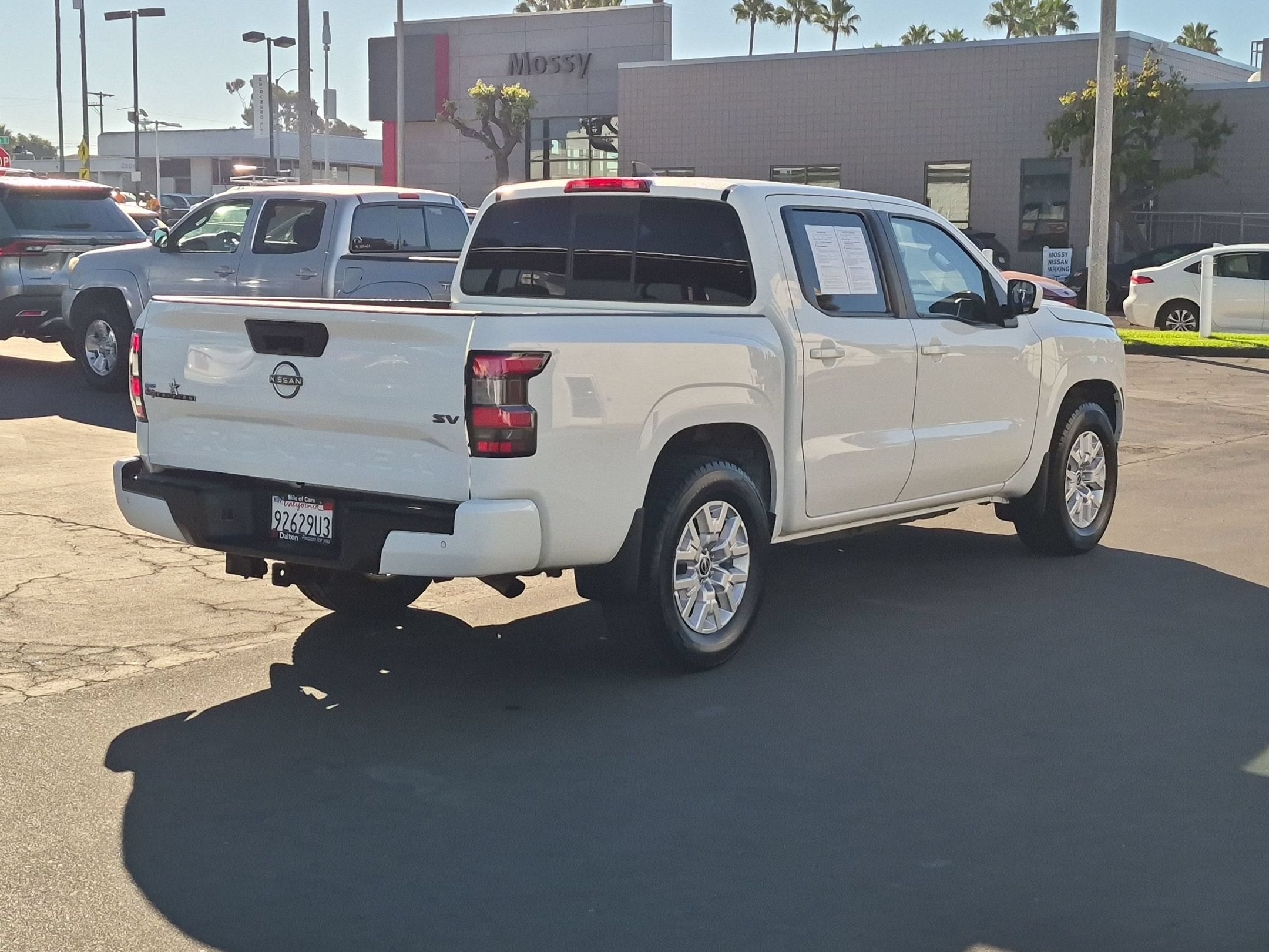 2022 Nissan Frontier SV
