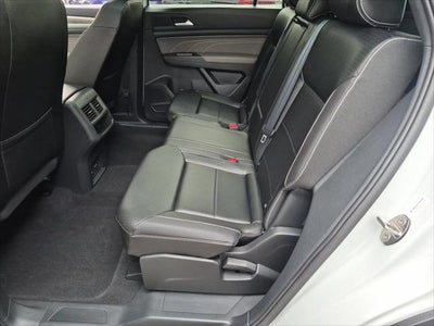 2023 Volkswagen Atlas 3.6L V6 SE with Technology