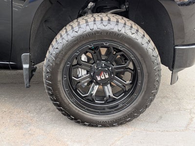 2025 Chevrolet Silverado RST
