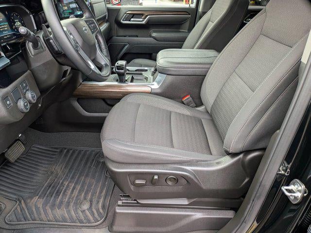 2025 Chevrolet Silverado RST