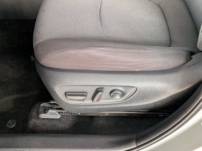 2020 Toyota RAV4 HYBRID Hybrid XLE