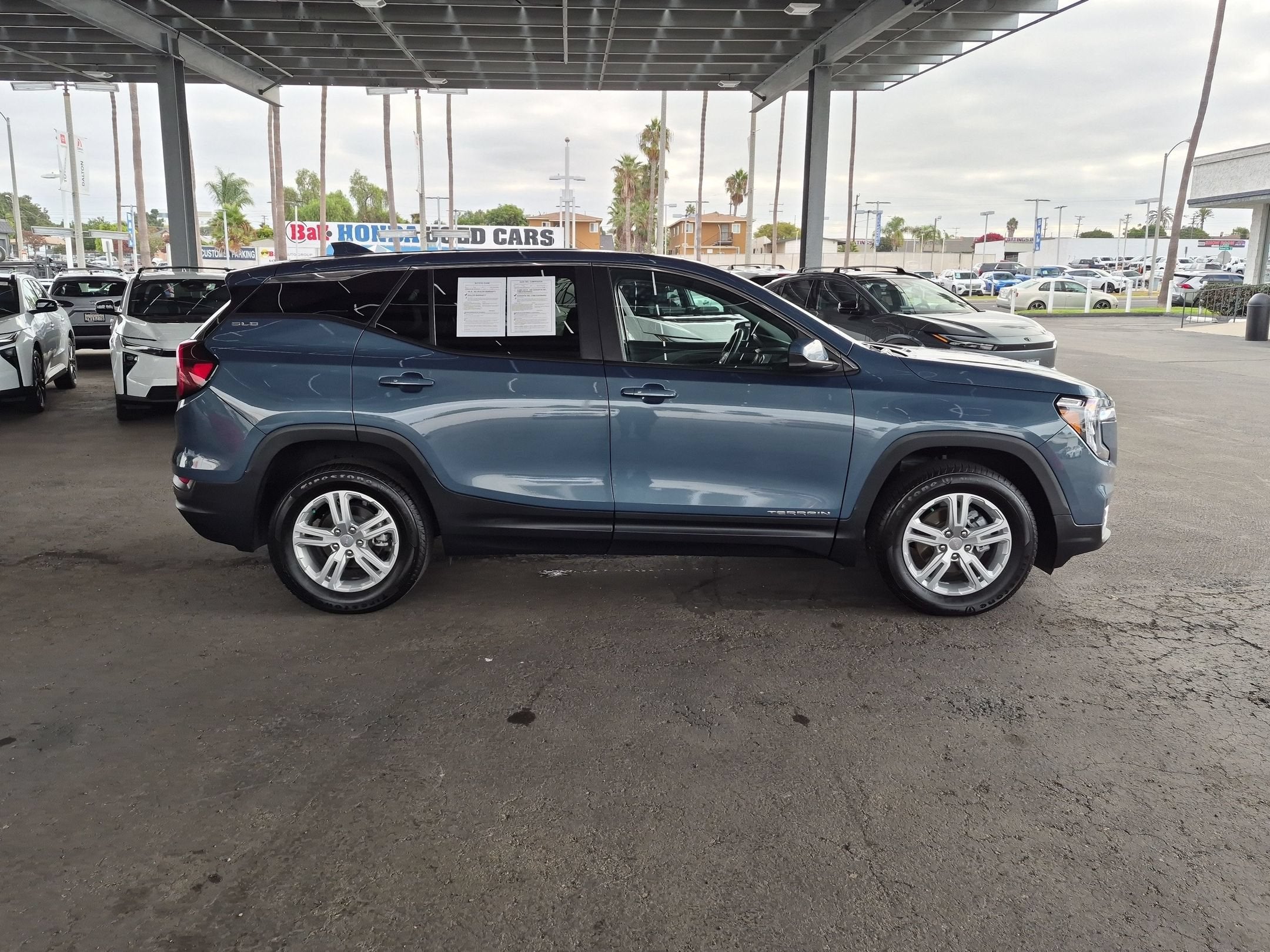 2024 GMC Terrain SLE