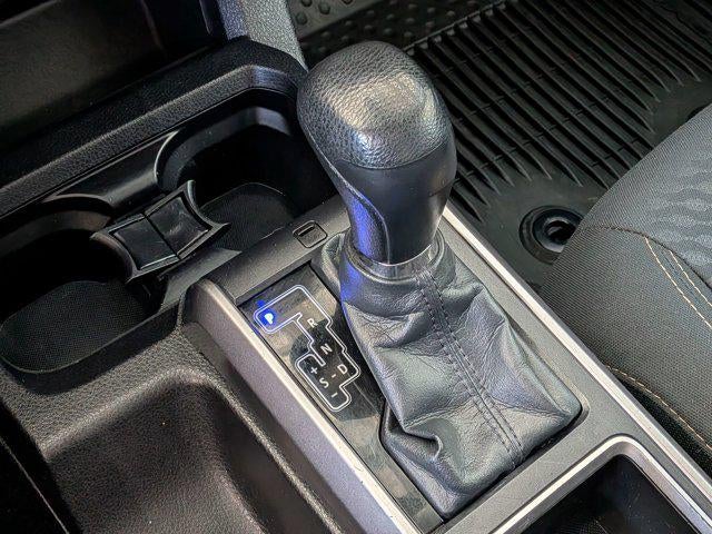 2022 Toyota TACOMA SR5 SR5