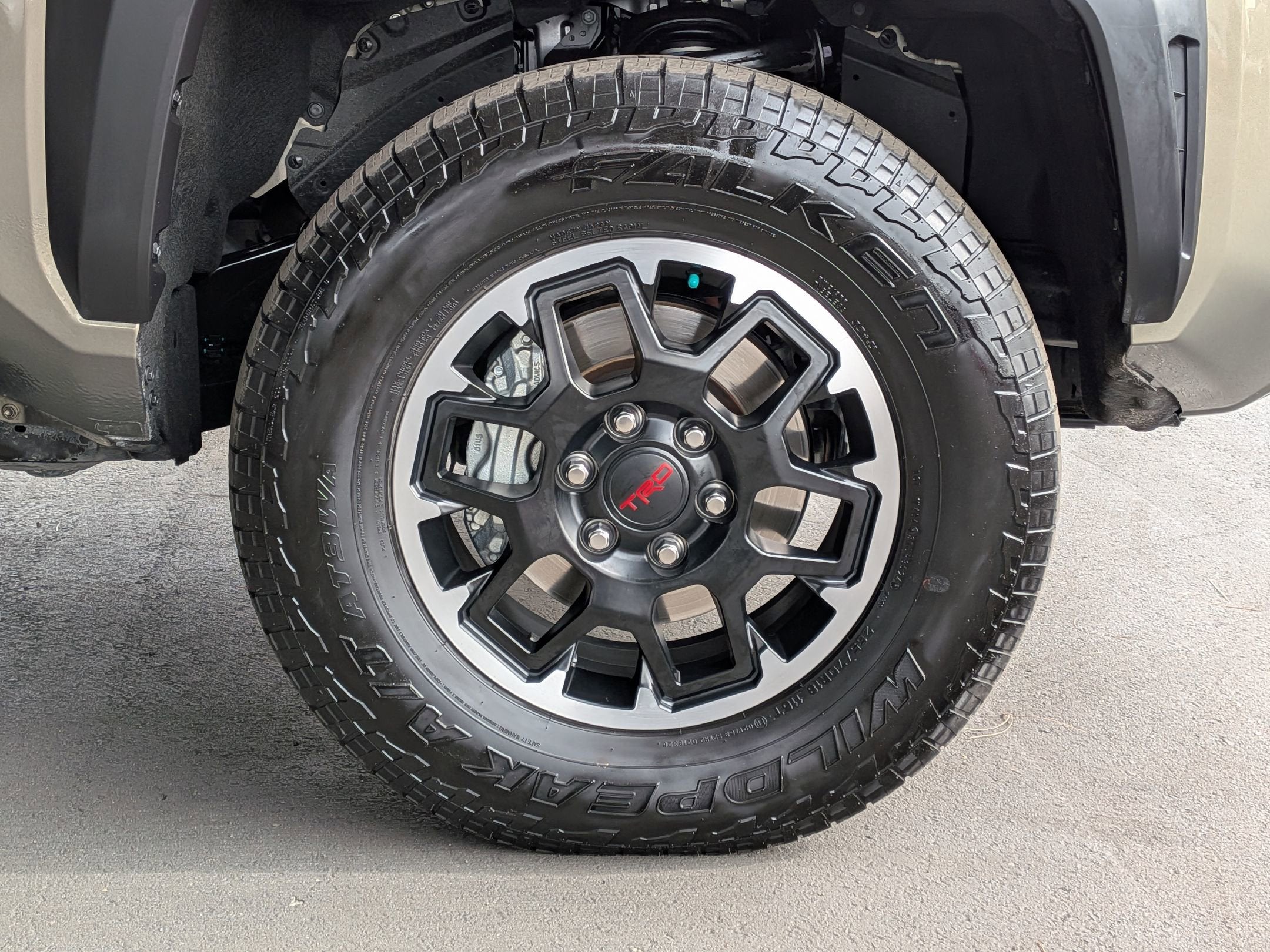 2025 Toyota TACOMA TRD OFFRD TRD OFF ROAD HYBR