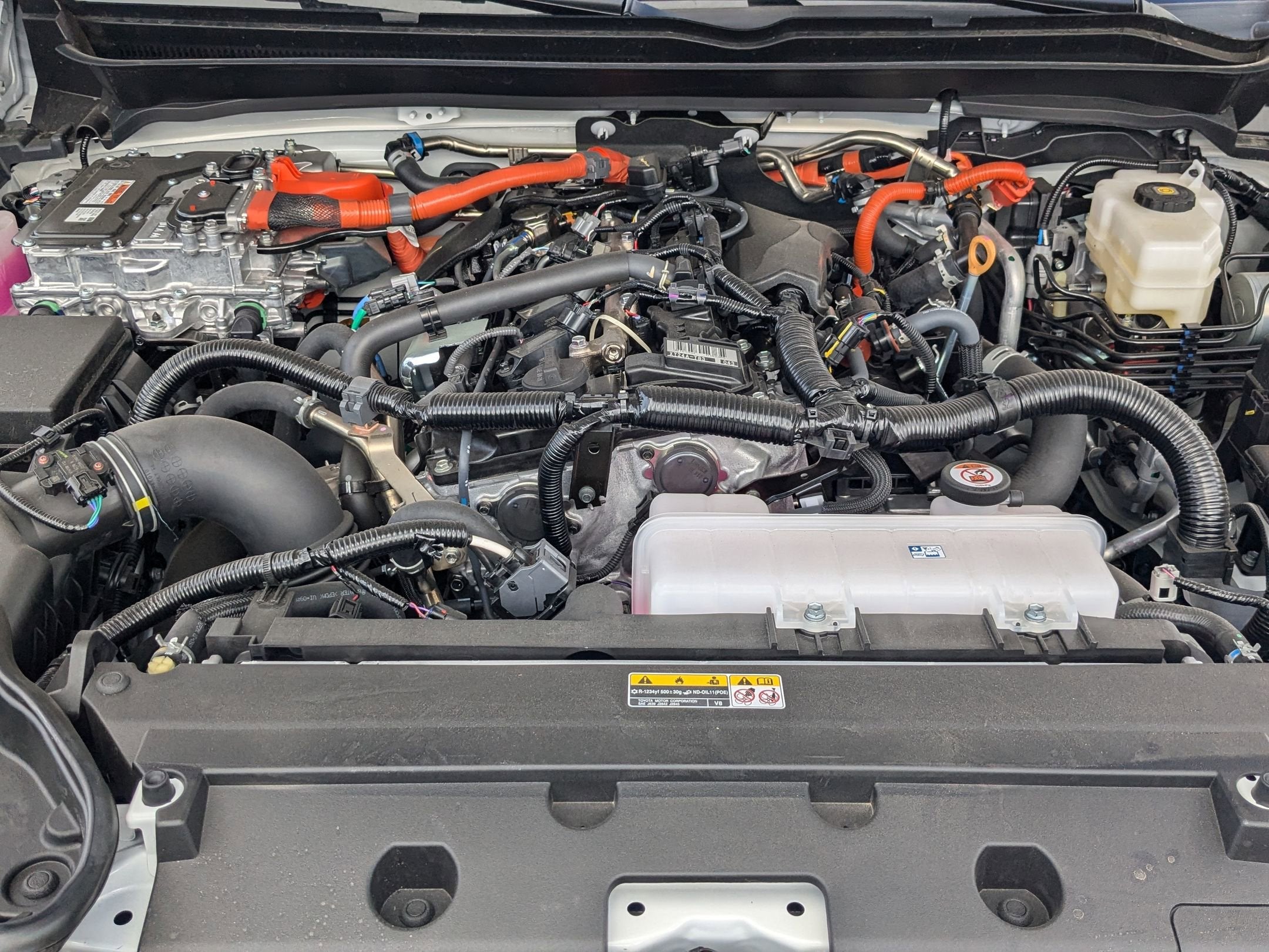 2024 Toyota Tacoma TRD OFF ROAD HYBR