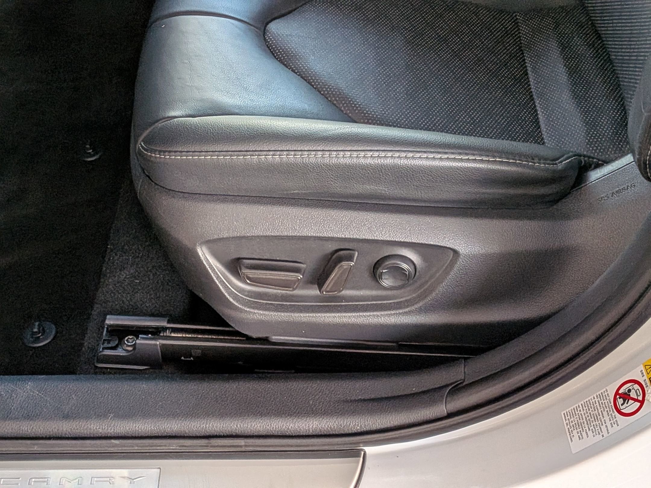 2019 Toyota CAMRY XSE V6