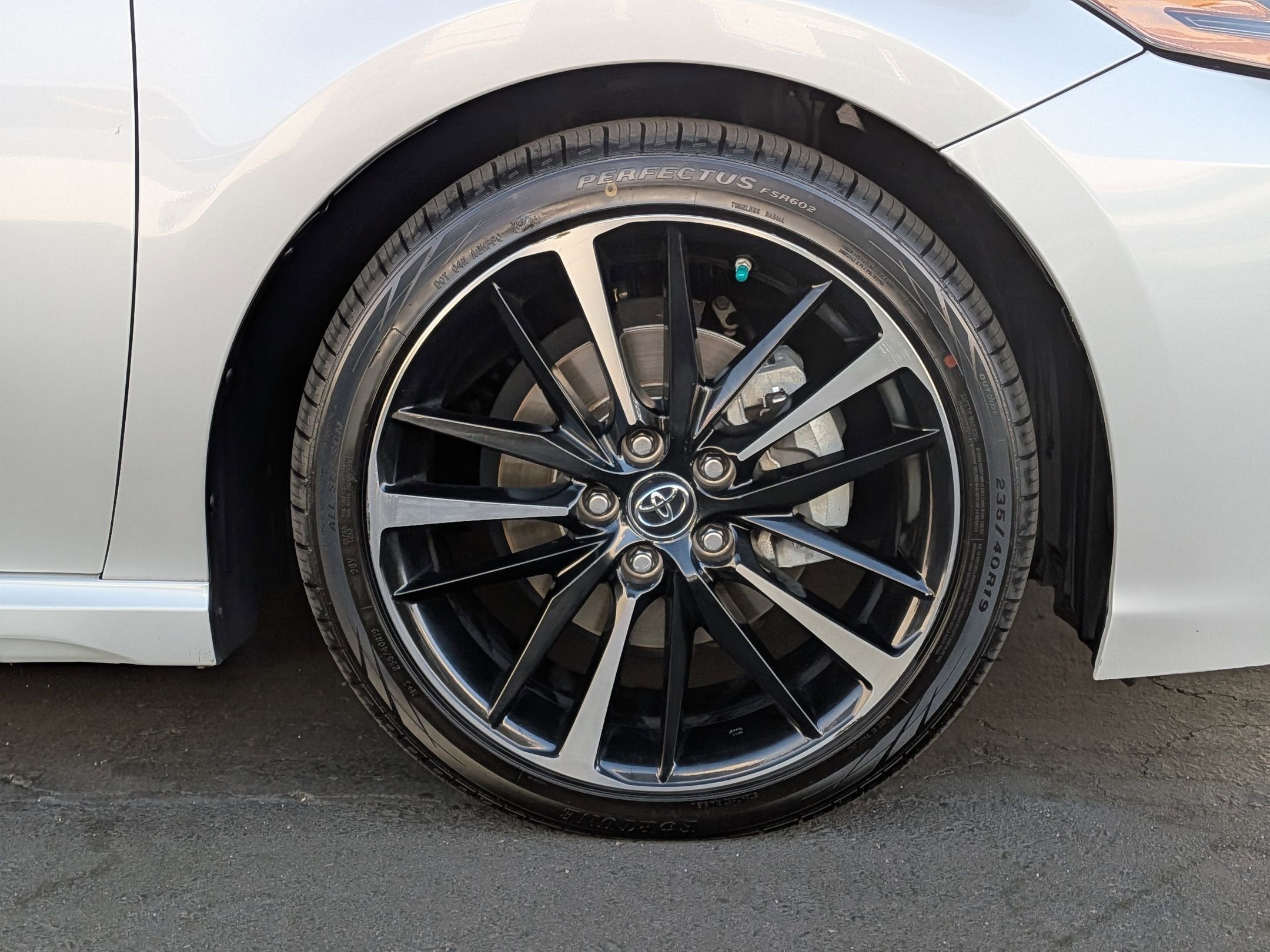 2019 Toyota CAMRY XSE V6