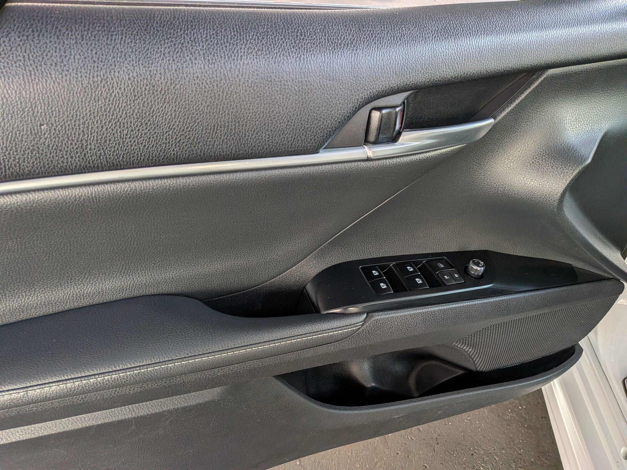 2019 Toyota CAMRY XSE V6