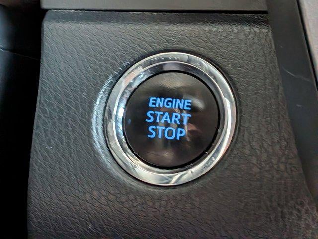 2019 Toyota CAMRY XSE V6