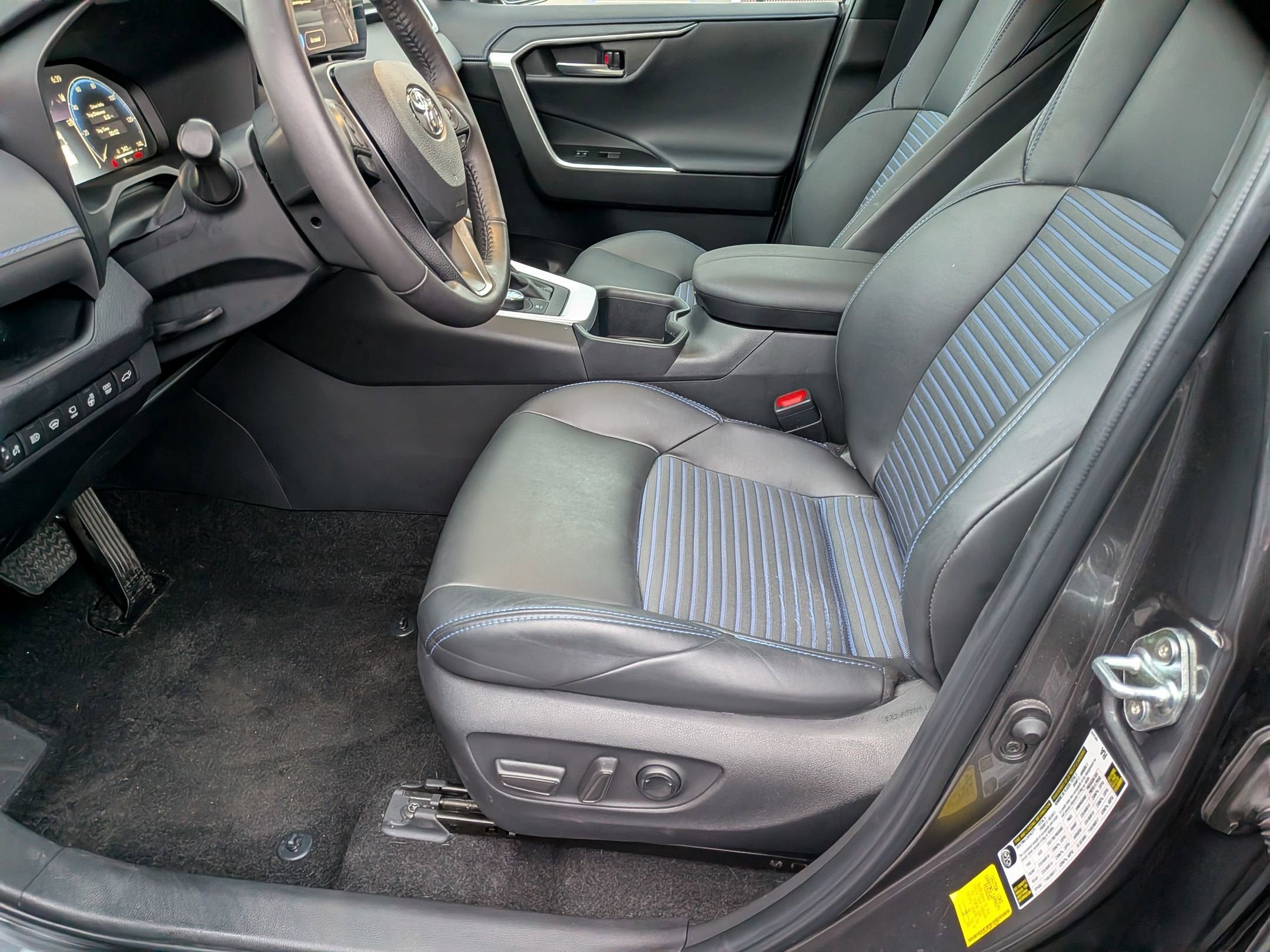 2023 Toyota RAV4 HYBRID Hybrid XSE