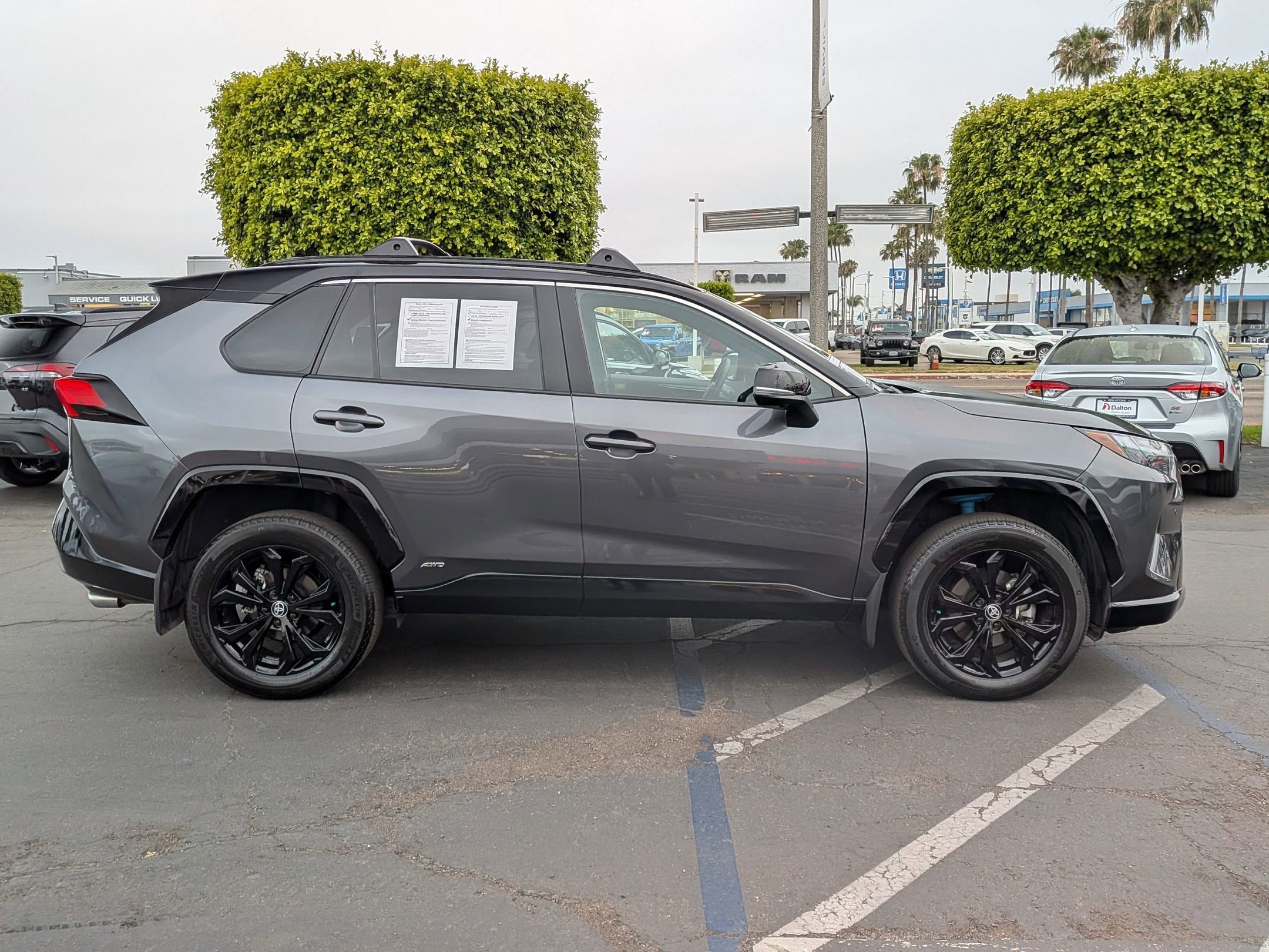 2023 Toyota RAV4 HYBRID Hybrid XSE