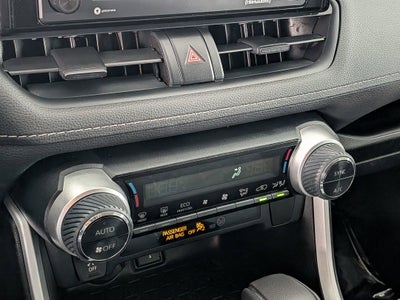 2021 Toyota RAV4 HYBRID Hybrid XLE