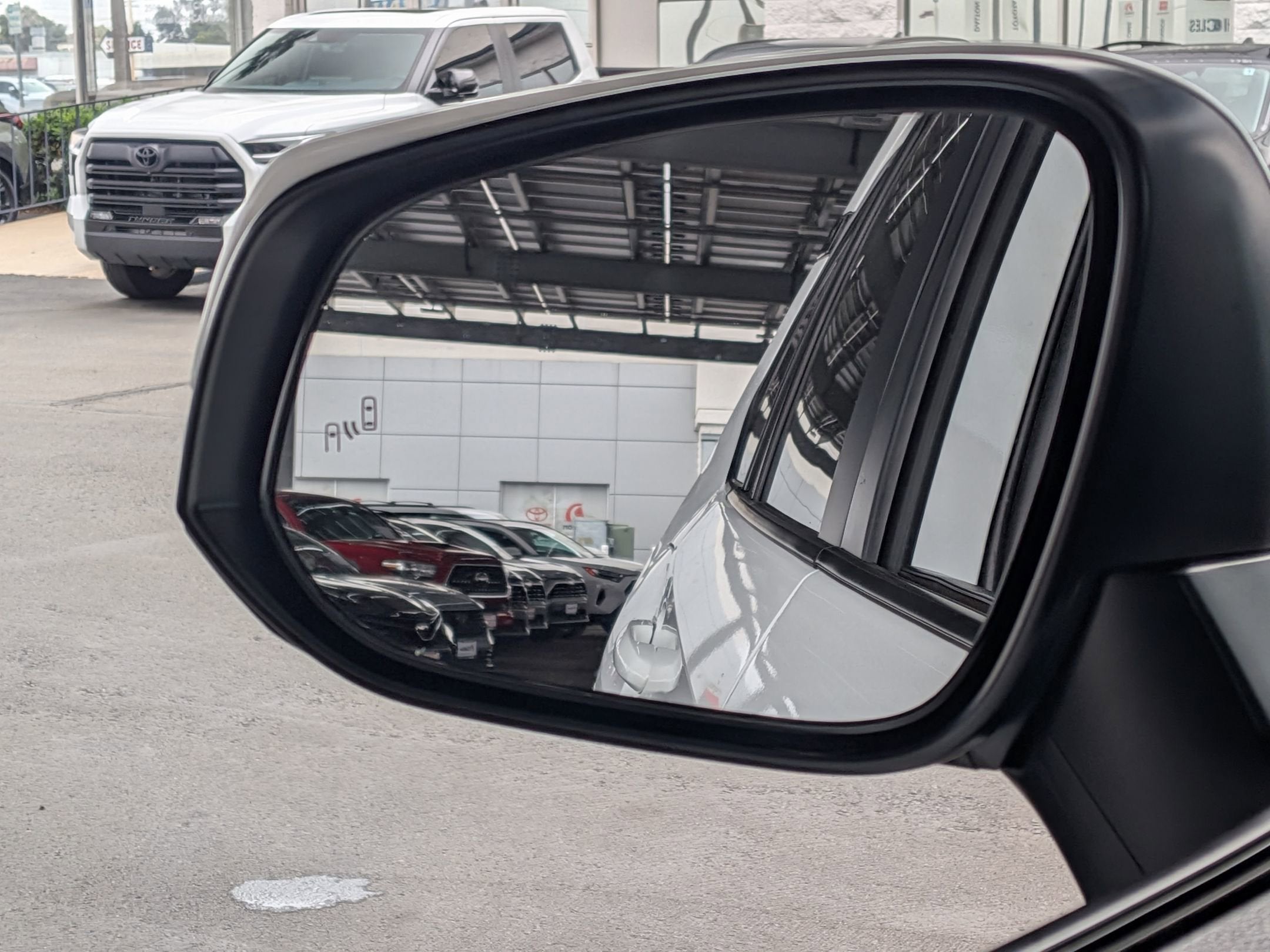 2021 Toyota RAV4 HYBRID Hybrid XLE