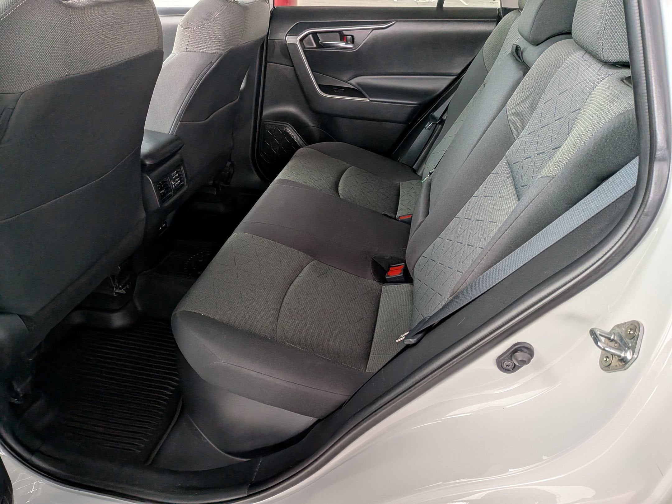 2021 Toyota RAV4 HYBRID Hybrid XLE