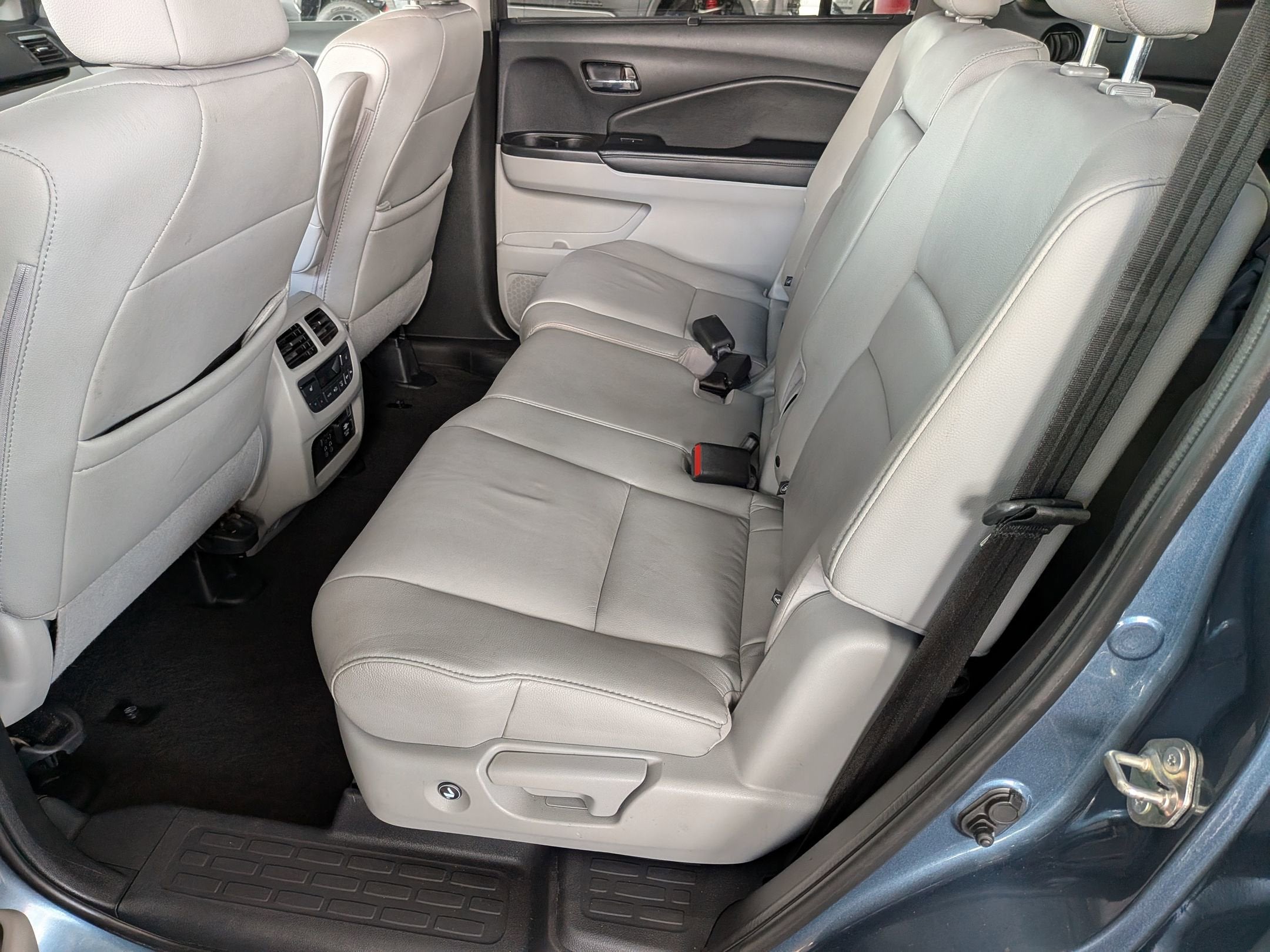 2020 Honda Pilot Touring 8-Passenger