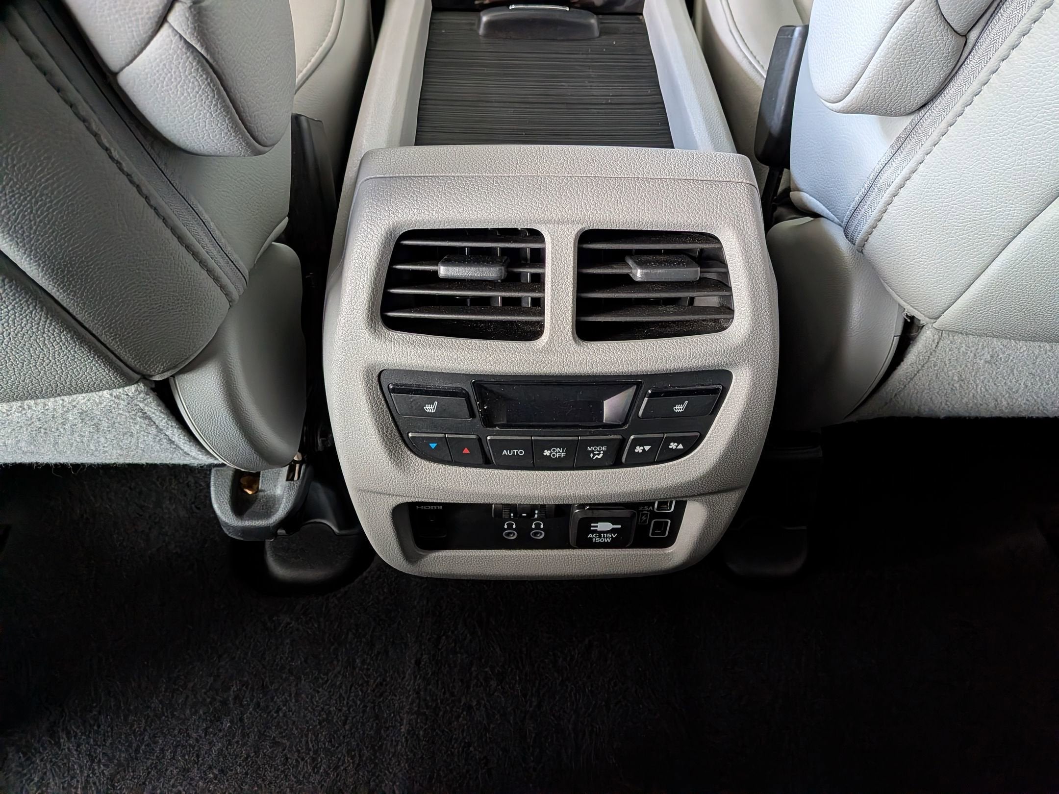 2020 Honda Pilot Touring 8-Passenger