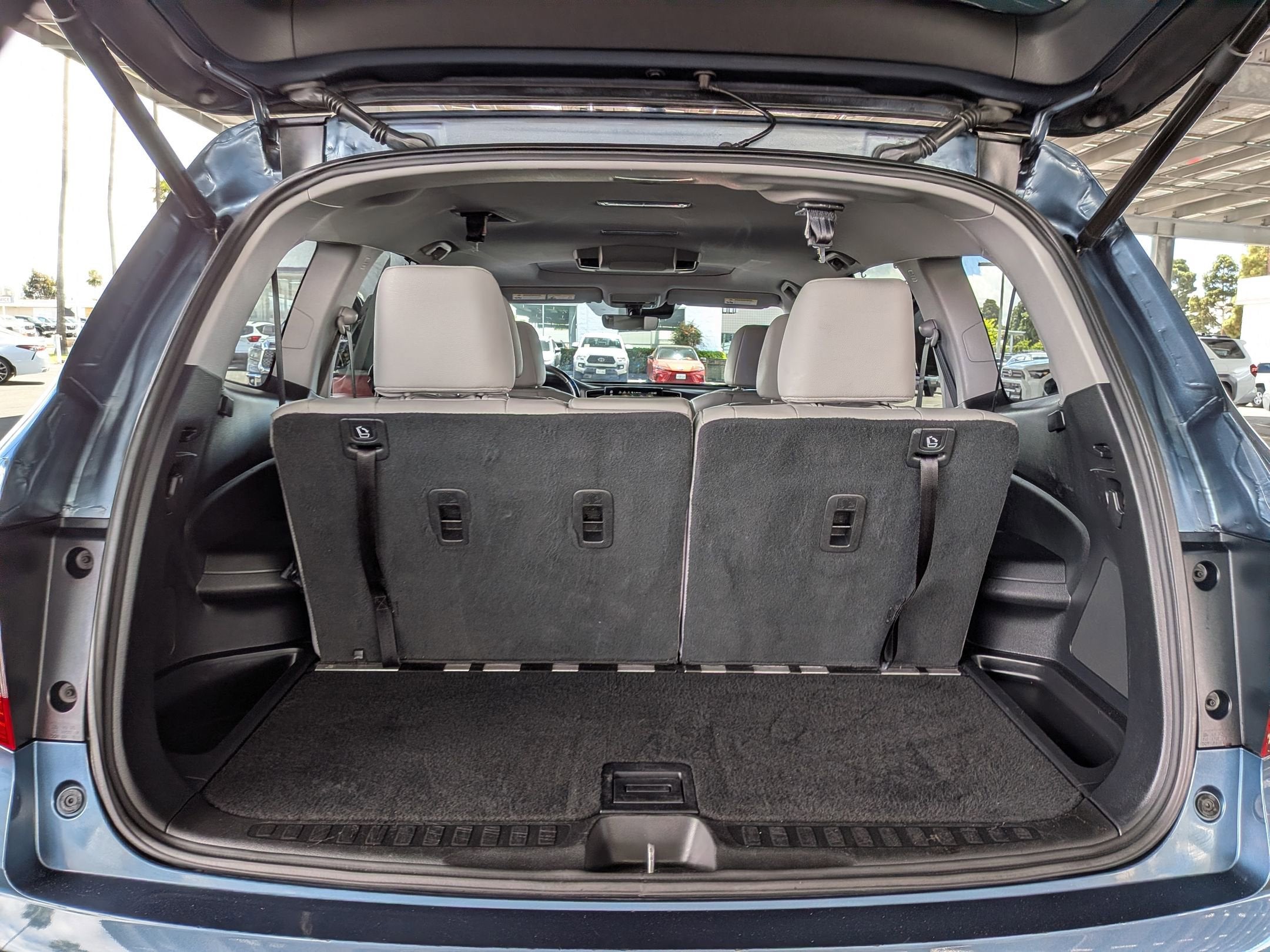 2020 Honda Pilot Touring 8-Passenger