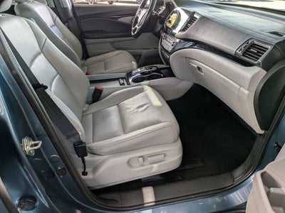 2020 Honda Pilot Touring 8-Passenger