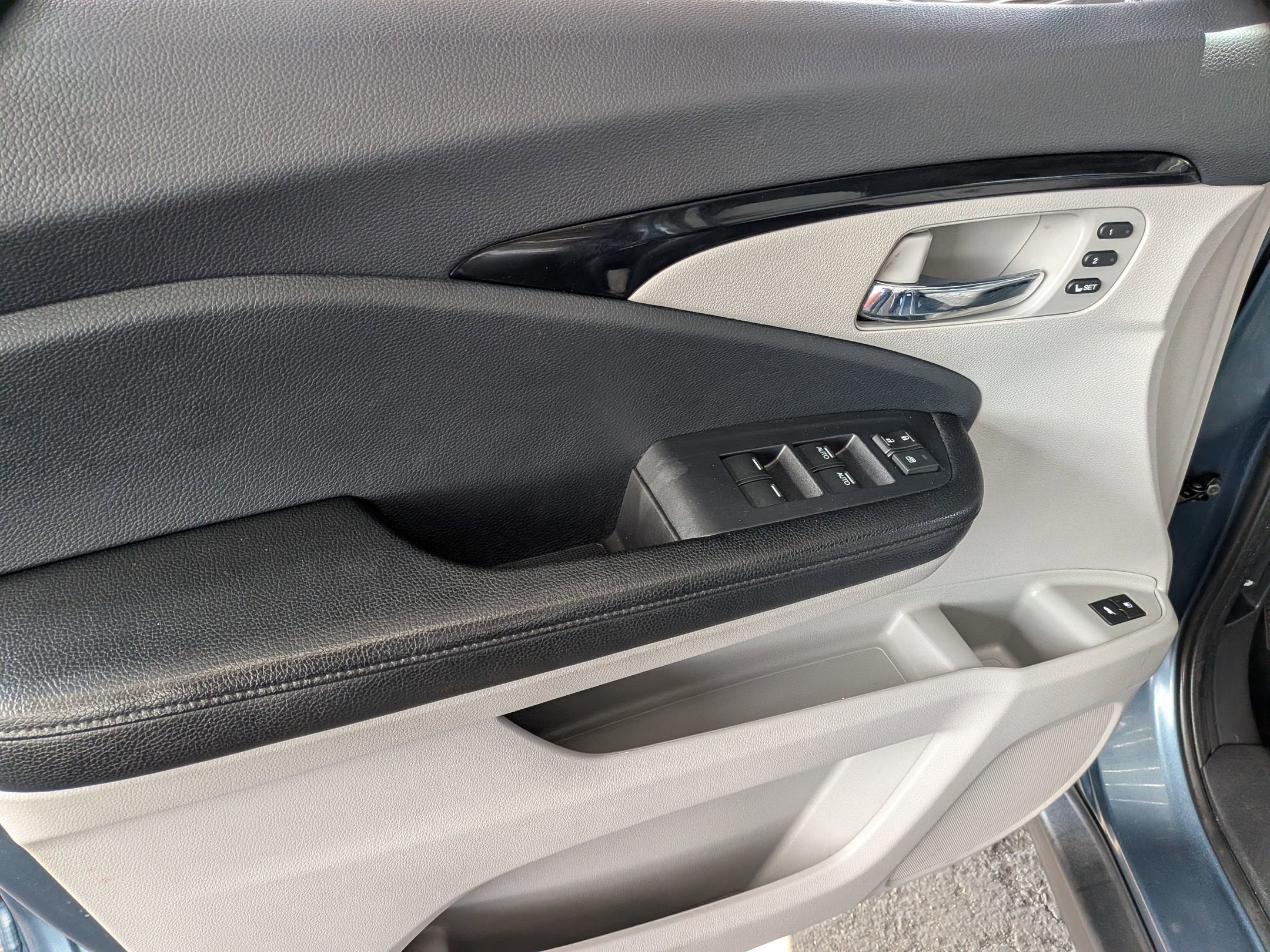 2020 Honda Pilot Touring 8-Passenger