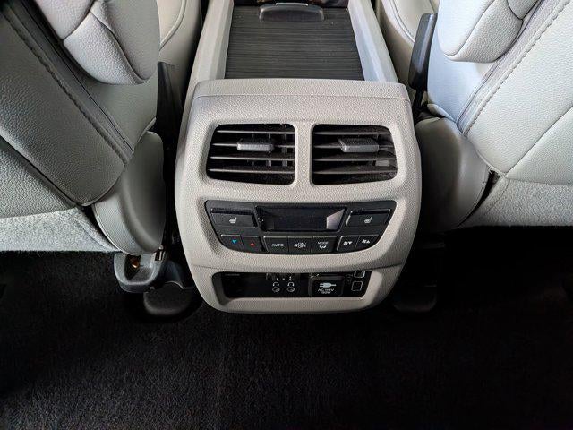 2020 Honda Pilot Touring 8-Passenger