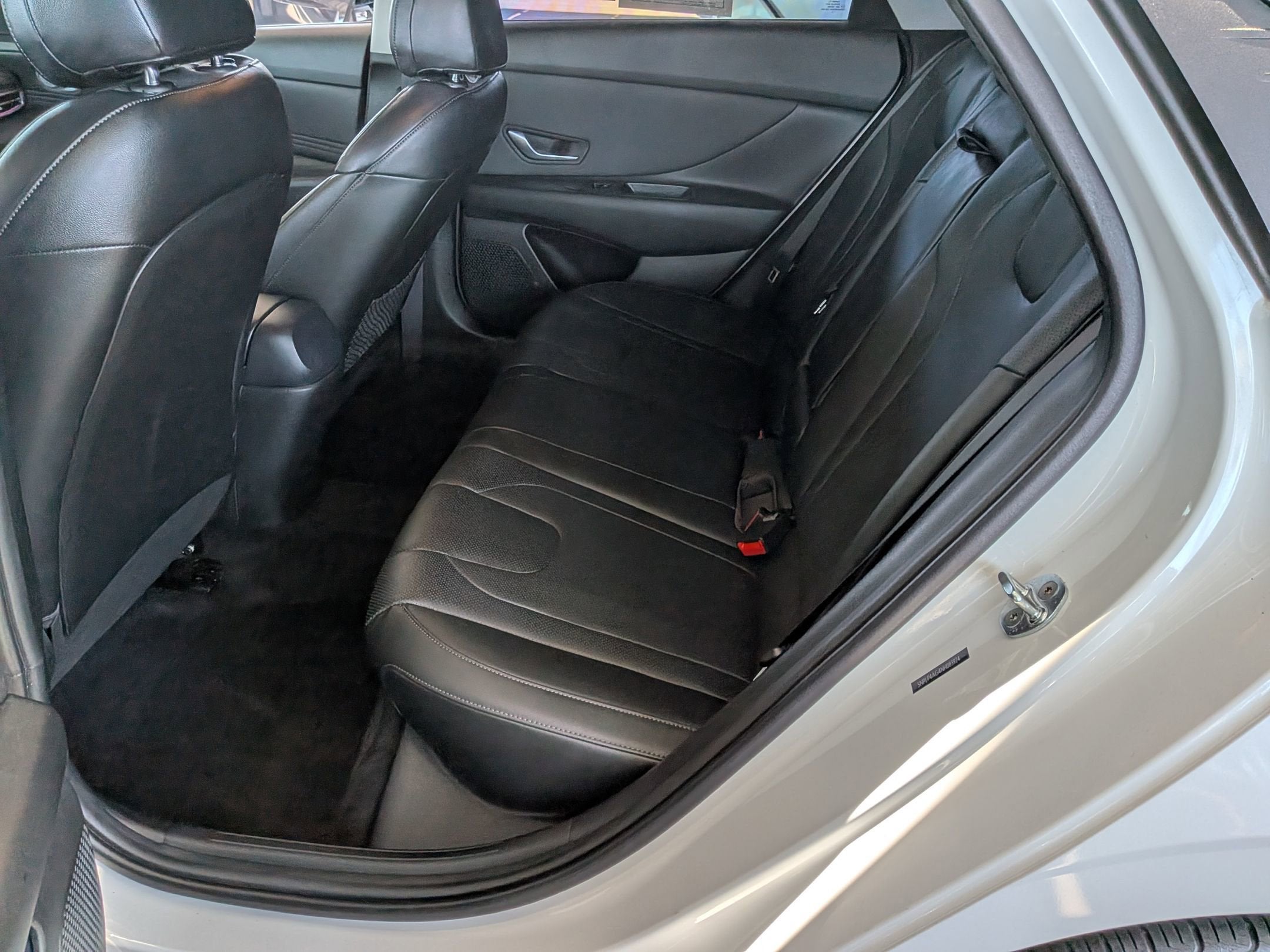 2022 Hyundai ELANTRA Limited