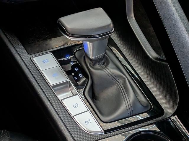 2022 Hyundai ELANTRA Limited