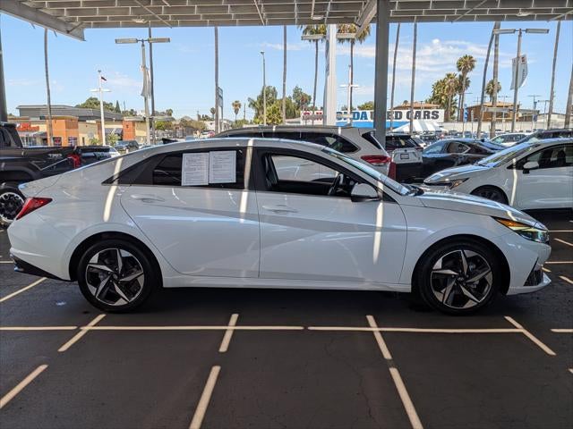2022 Hyundai ELANTRA Limited