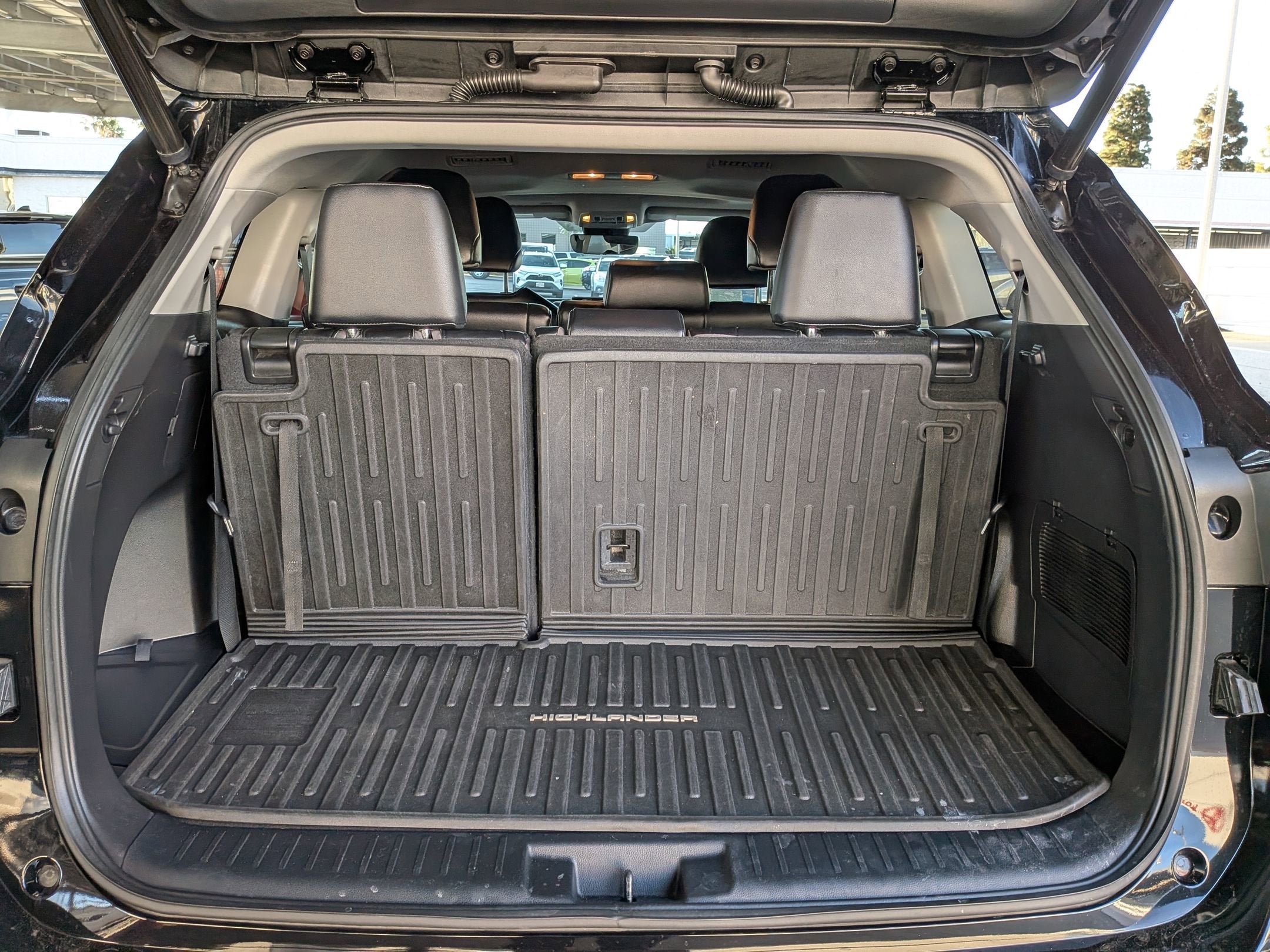 2022 Toyota HIGHLANDER HYBRD Hybrid XLE