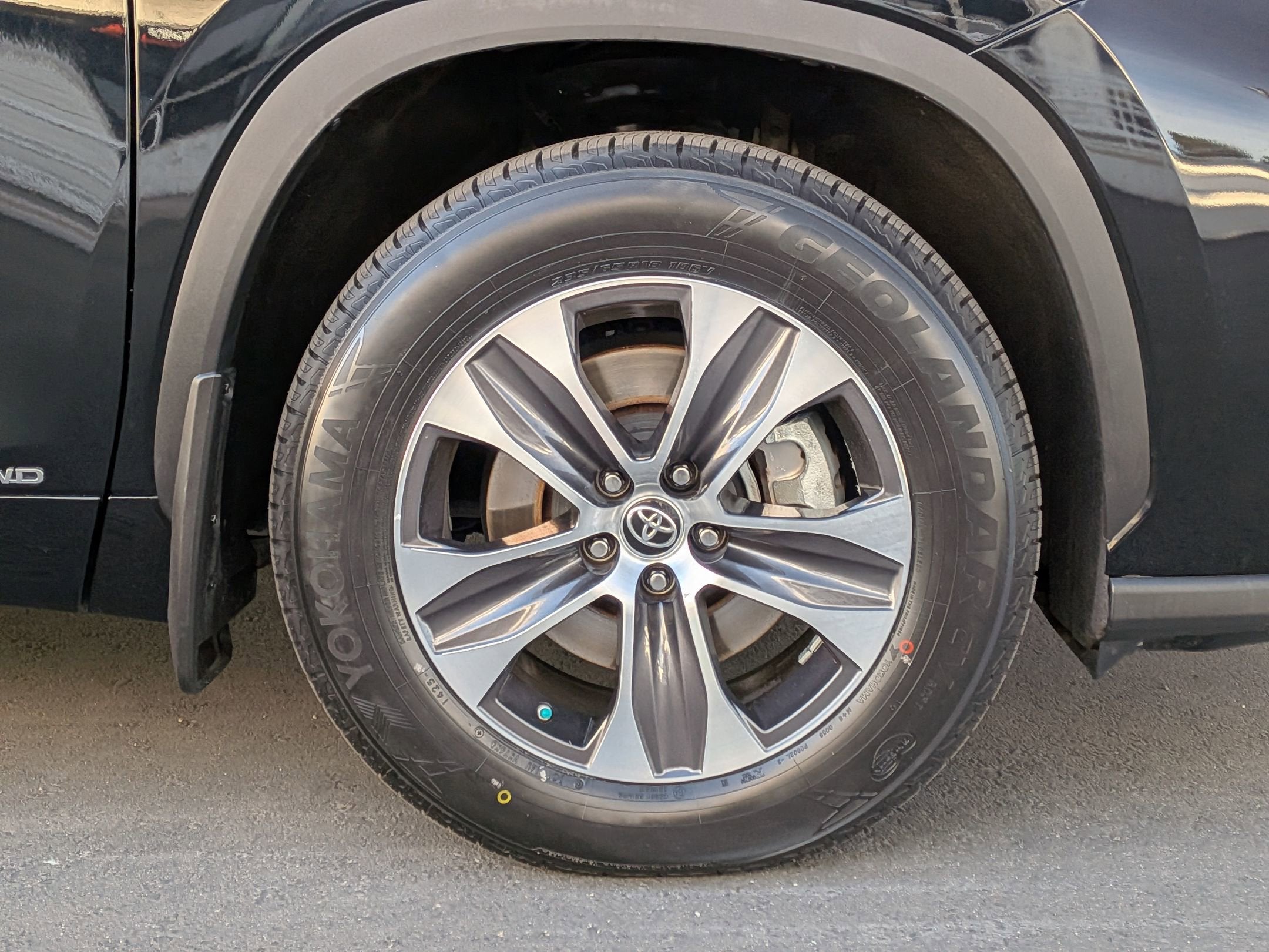 2022 Toyota HIGHLANDER HYBRD Hybrid XLE