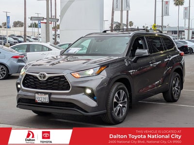 2022 Toyota HIGHLANDER XLE