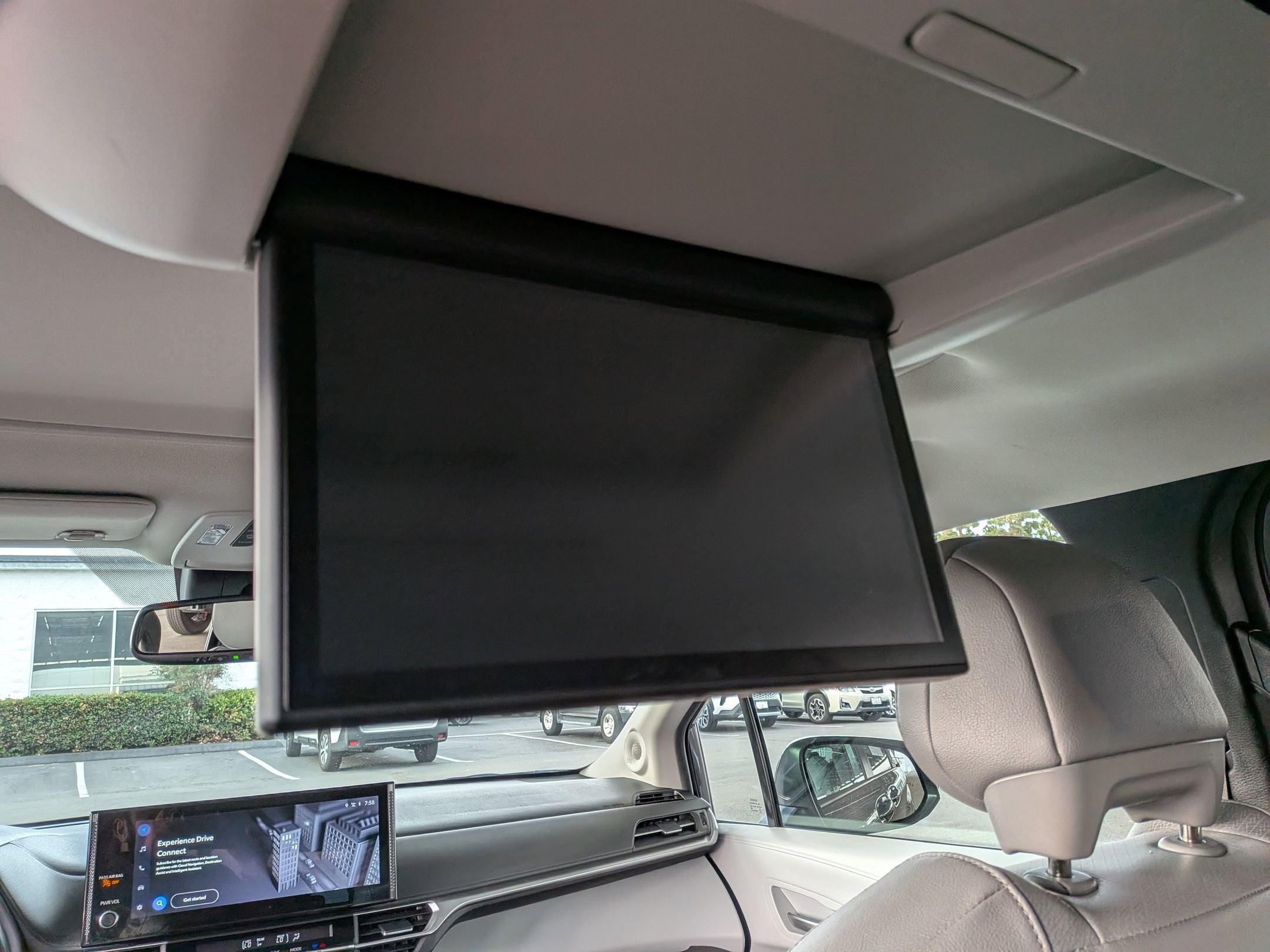 2025 Toyota SIENNA XLE XLE