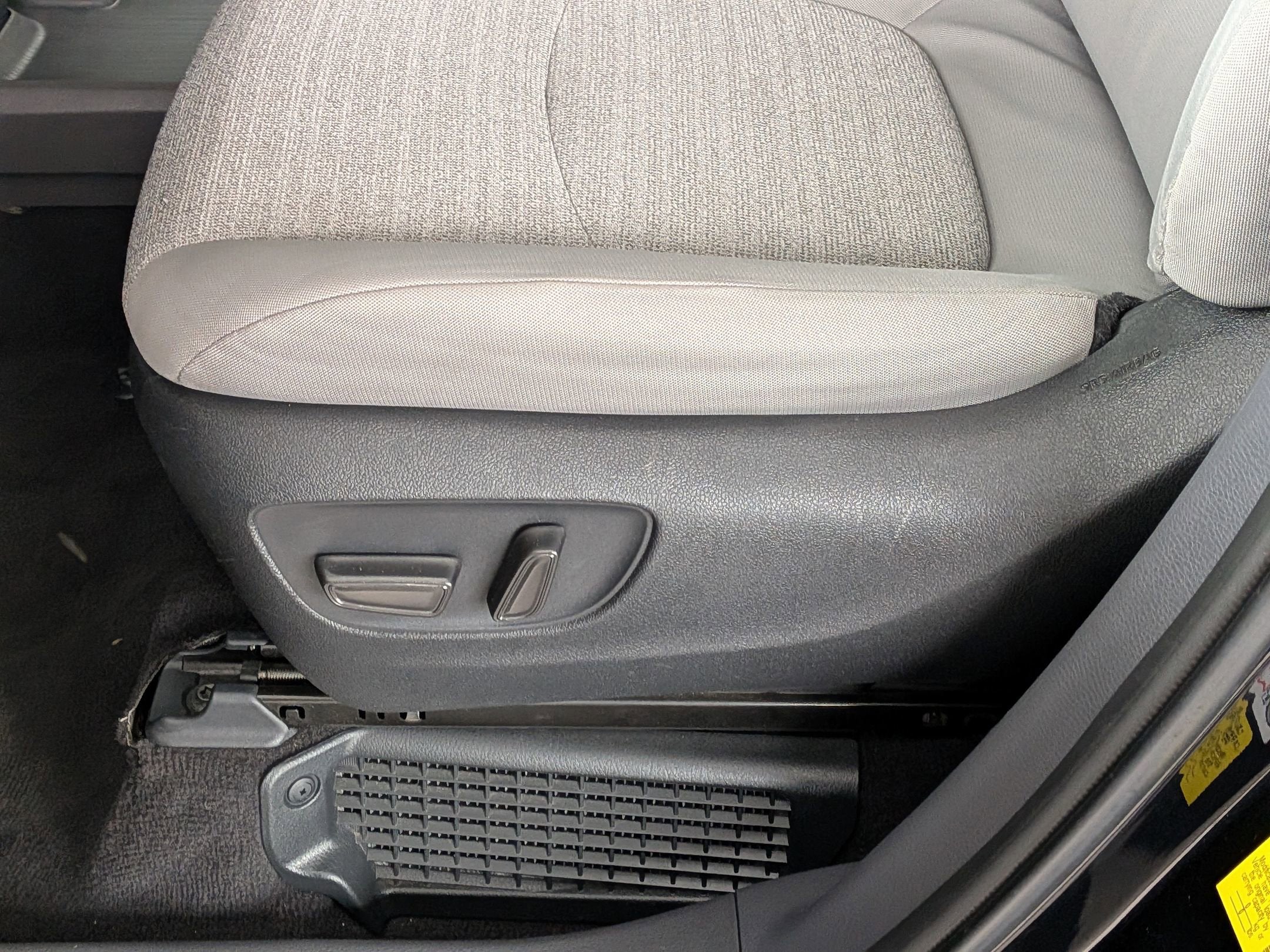 2022 Toyota SIENNA LE LE