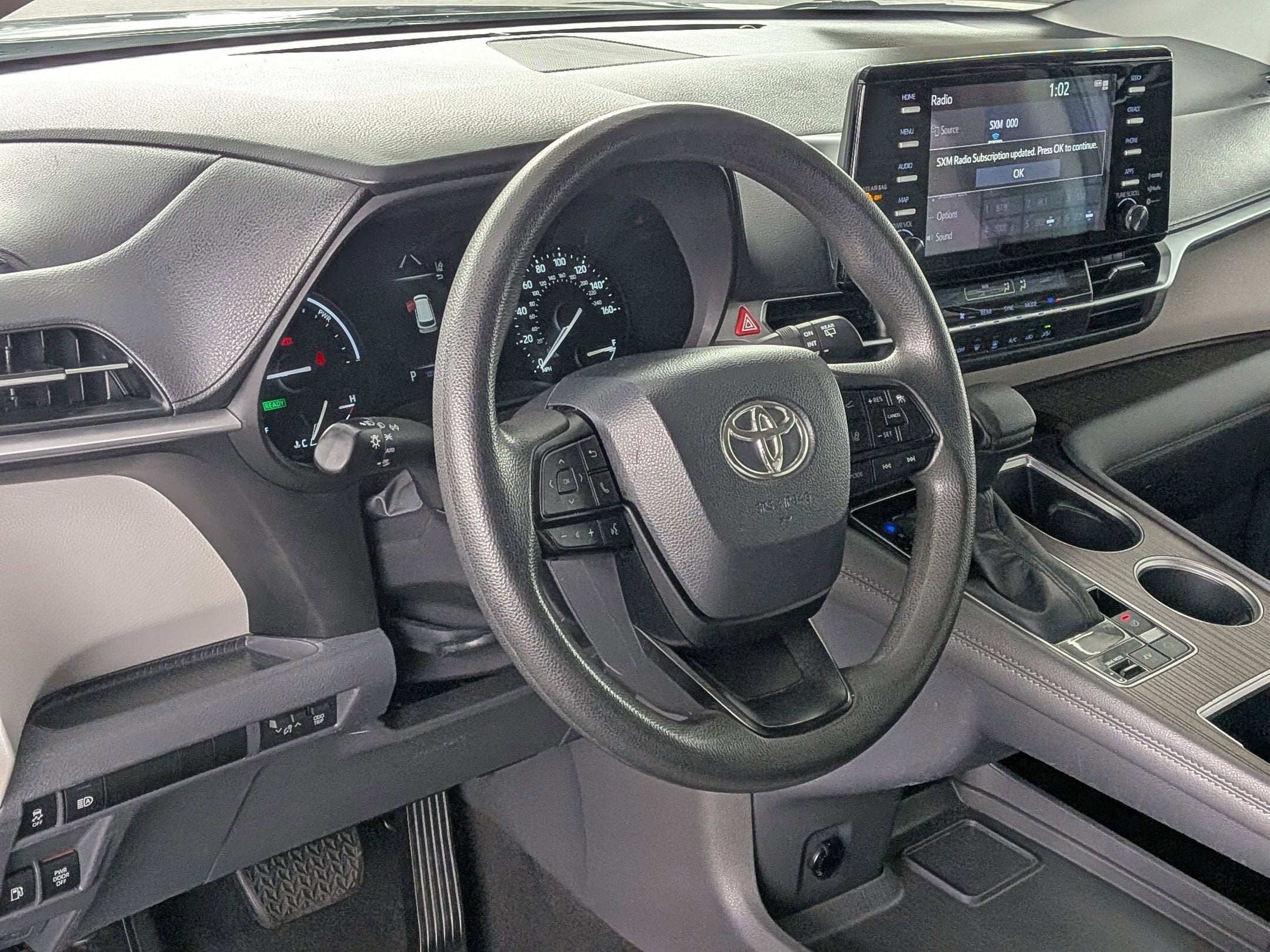2022 Toyota SIENNA LE LE