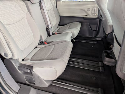 2022 Toyota SIENNA LE LE