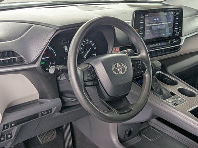 2022 Toyota SIENNA LE LE