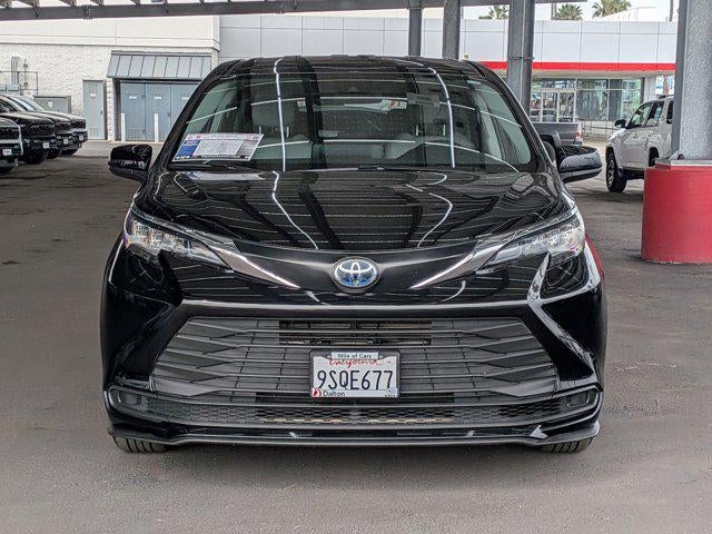 2022 Toyota SIENNA LE LE
