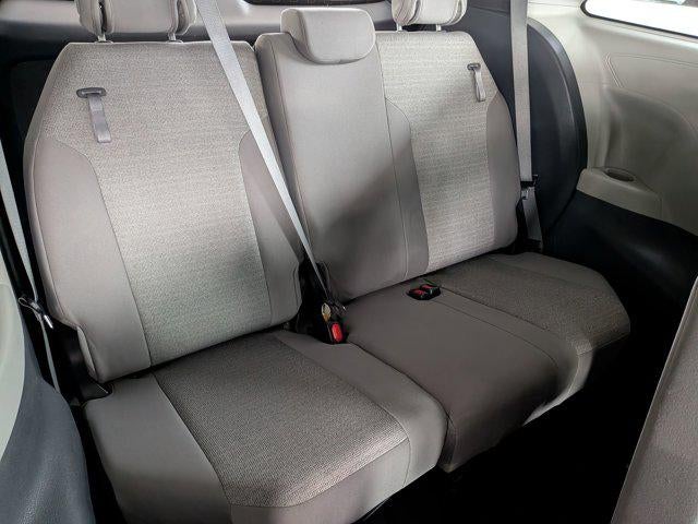 2022 Toyota SIENNA LE LE