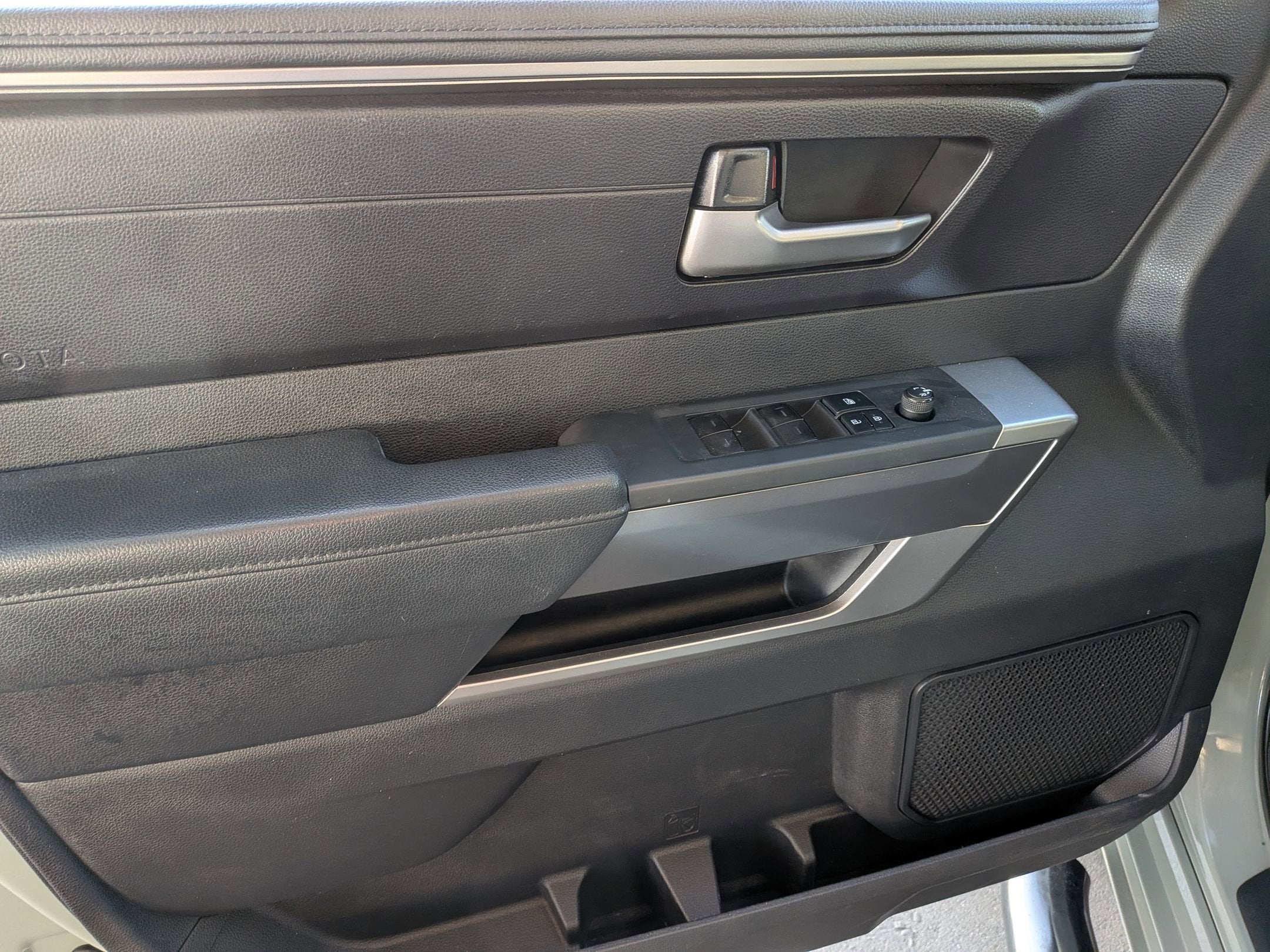 2022 Toyota TUNDRA 4X4 SR5